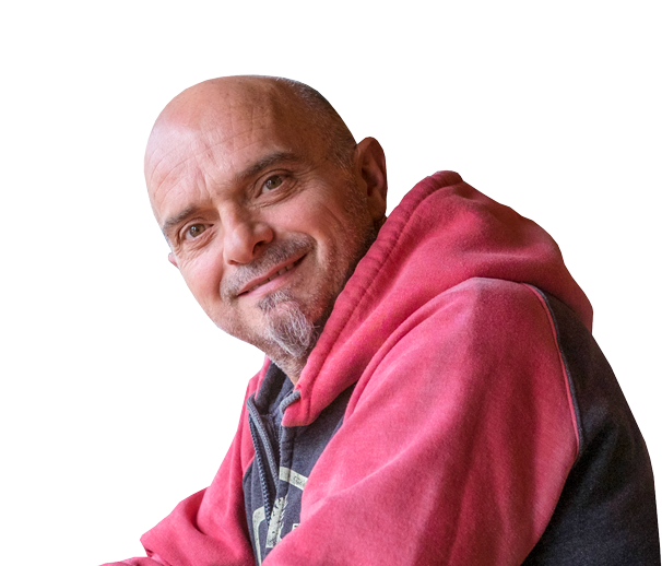 https://lowdistillingco.com/wp-content/uploads/2019/10/roberto1-1.png