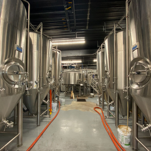 https://lowdistillingco.com/wp-content/uploads/2021/04/warroad2Images-Slider.jpg