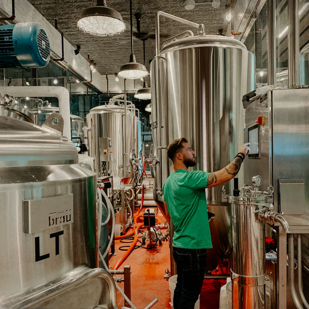 https://lowdistillingco.com/wp-content/uploads/2021/04/wpg2Images-Slider.jpg